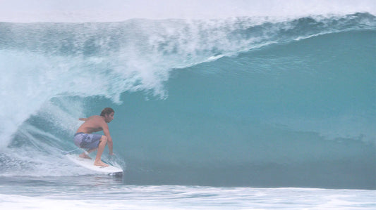 CLAY MARZO SURFING SKETCHY WAVE ON 54 SPECIAL
